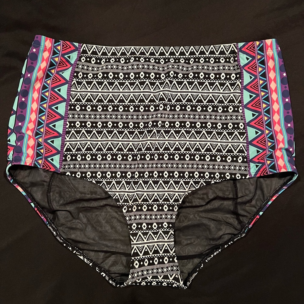 Torrid-High waisted swim bottoms Size 2